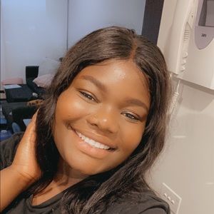 Meet your Posher, Nellia